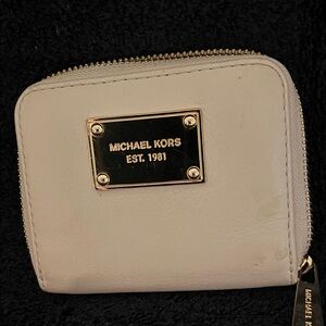 Michael Kors Cream Leather Zip-Around Card Wallet with Gold Plaque